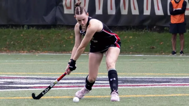 Field Hockey Blanks Mansfield in 4-0 Win
