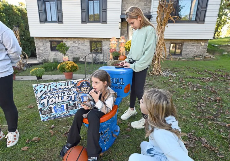 This Western Pa. youth basketball team is trying to get flush with cash using a toilet