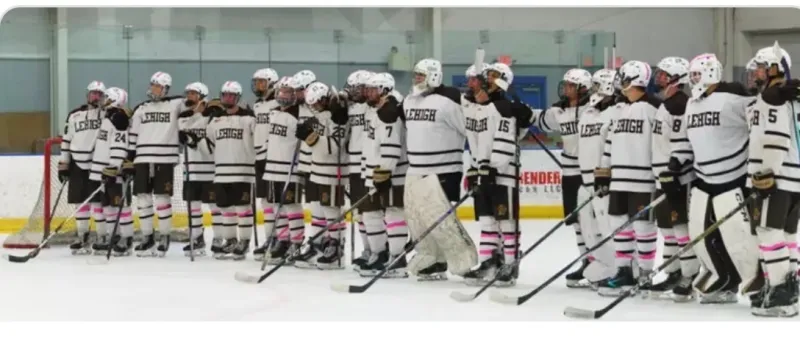 Lehigh men's hockey team builds culture on and off the ice