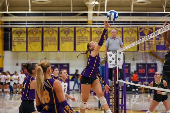 5 Things to Know: Women's Volleyball to Host Lackawanna on Saturday Afternoon on Senior Day