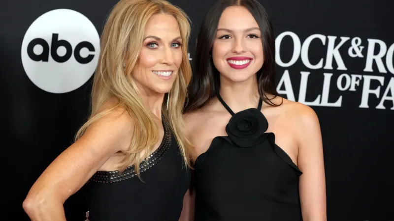 Why Sheryl Crow Relates to Olivia Rodrigo: She 'Inspires Me to Keep Going'
