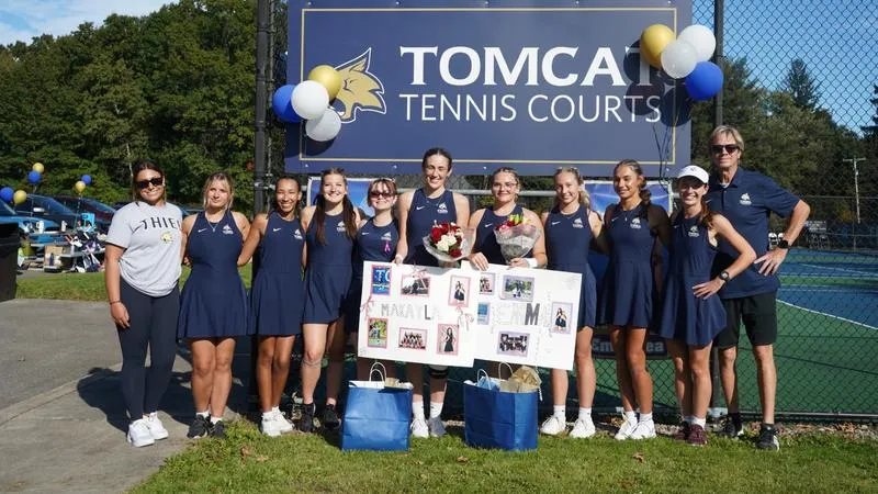 Tomcats hang with Ursuline on Senior Day