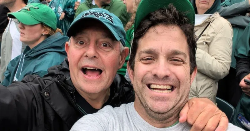 This fan went viral after Eagles lost to Rams. Now, he's using the moment to help animals.