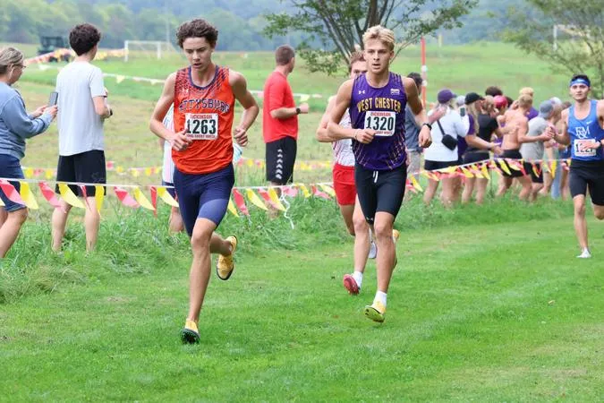 Men's Cross Country Finishes First in 4K Race at Golden Ram Invitational on Saturday Morning
