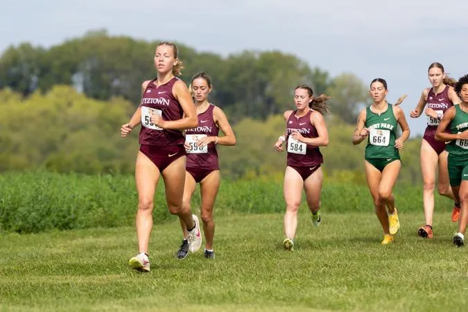 Women's cross country back in action at the Golden Ram Open