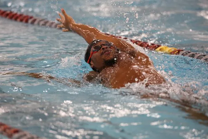 Men's Swimming Battles York in Season-Opening Dual Meet