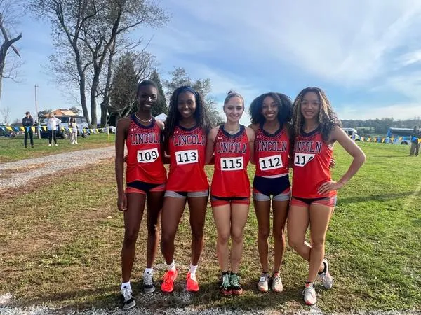 Women Finish Fifth at Golden Ram Invitational