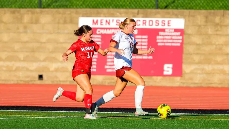 No. 15 Women's Soccer Outlasts Ursinus, Remaining Unbeaten in the Centennial
