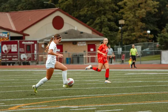 Lloyd scores twice as Women"s Soccer falls at Edinboro