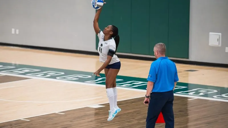 Volleyball Wins in Four-Set Battle Against Stonehill