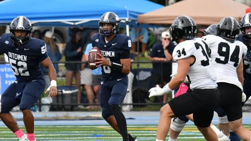 Guzman Throws for Three Touchdowns in Homecoming Battle with Stevenson