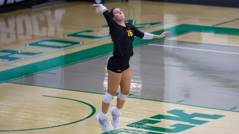 Volleyball Edged in Five-Set Battle With Shippensburg
