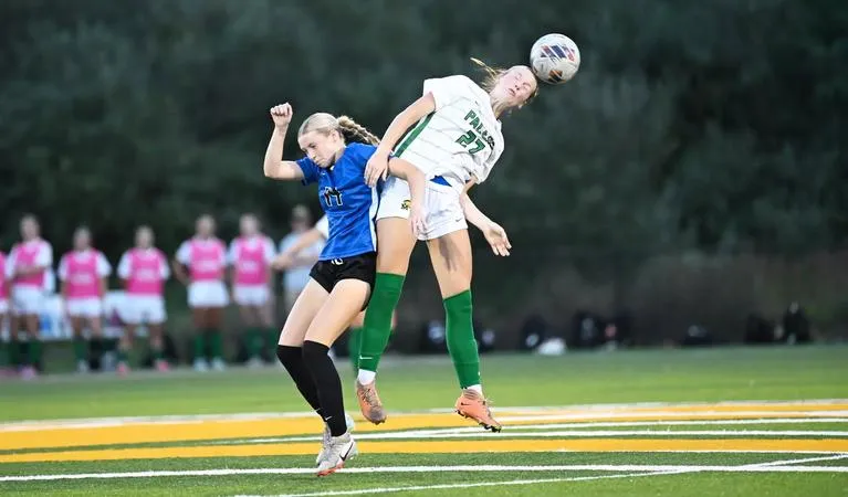 Women's Soccer Upends Aggies on Senior Day