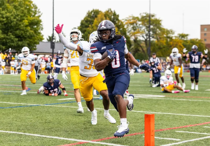 Duquesne's ground game not enough in loss to LIU