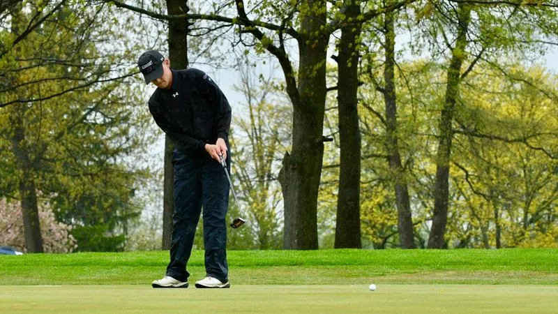 Men's golf 'A' team in 10th on Day One of Mason-Dixon Collegiate Classic