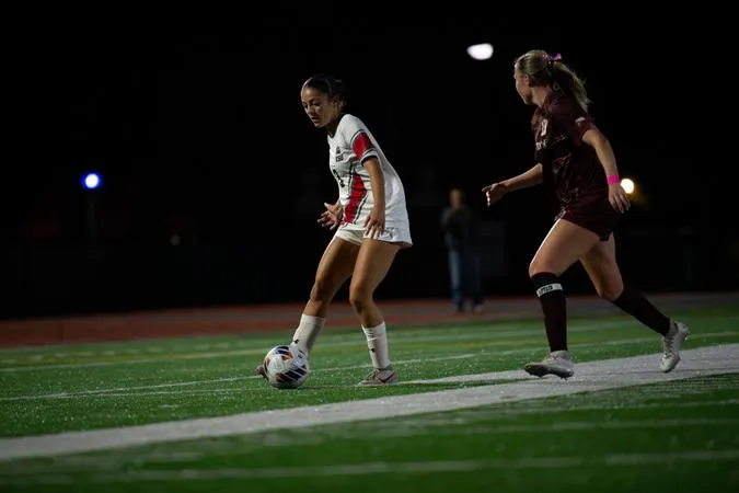 Da Cunha's Goal Lifts Warriors Past Mansfield