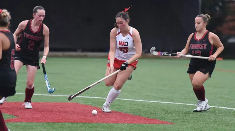 Field Hockey: Field Hockey Edged by Oberlin