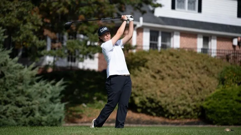 Women's Golf Takes Third at Shortened Husky Invitational