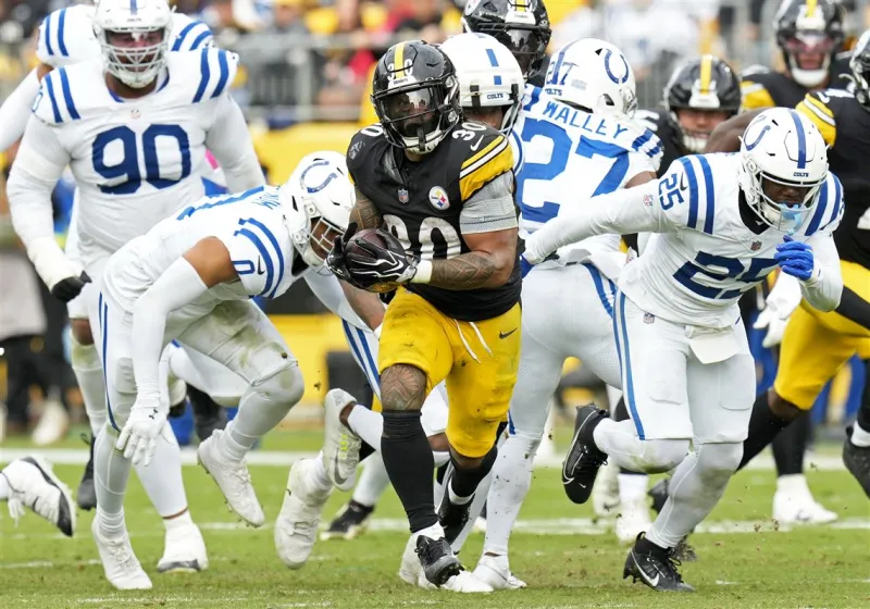 Noah Hiles: Jaylen Warren is finally running away with the Steelers' running back job