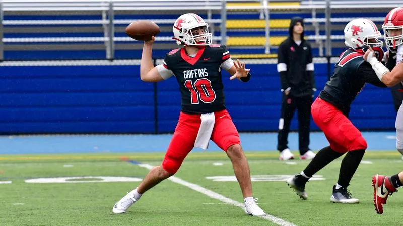 Griffins Strong Offensive Effort Leads to 42-0 Win over Saints