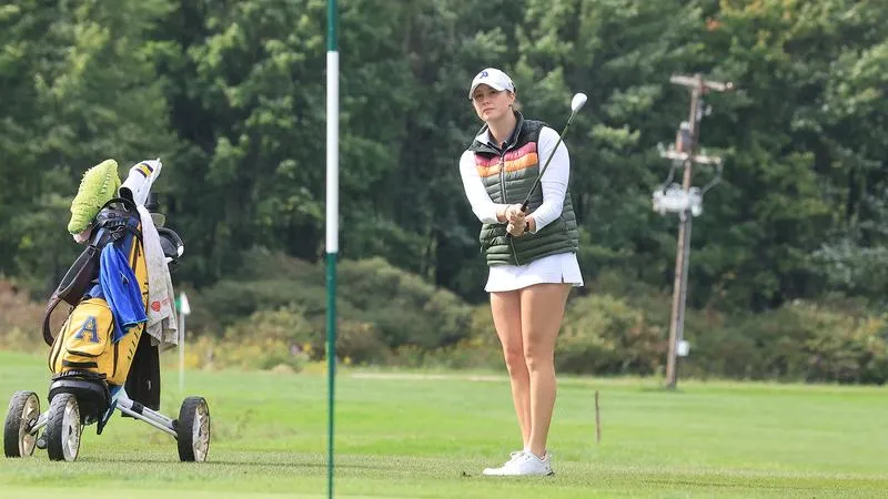 Women's Golf Picked Third in PAC Pre-Championship Coaches' Poll