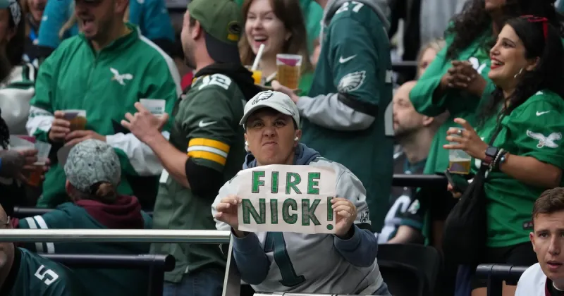 Nick Sirianni can't afford to cost the Eagles