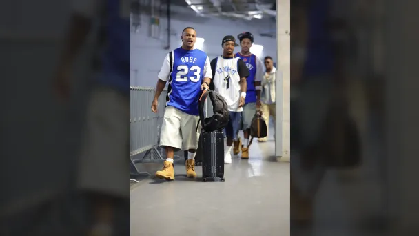 NFL Week 5 arrivals: Ravens trio channels early 2000s style ahead o...