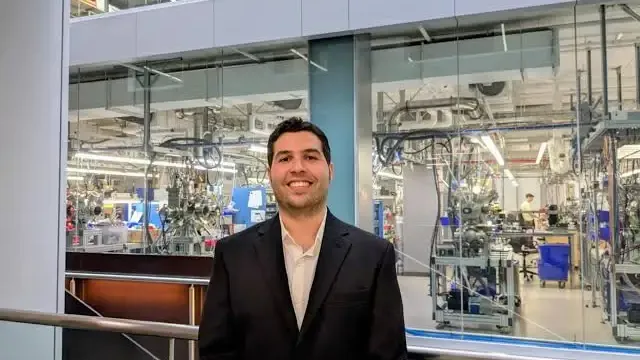 Novel material's magnetism could improve electronics' speed, efficiency