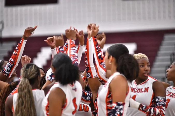 Manley Records Double-Double as Lincoln Battles Virginia State
