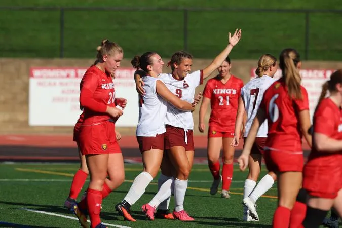 Women's Soccer Improves to No. 14 in National Poll