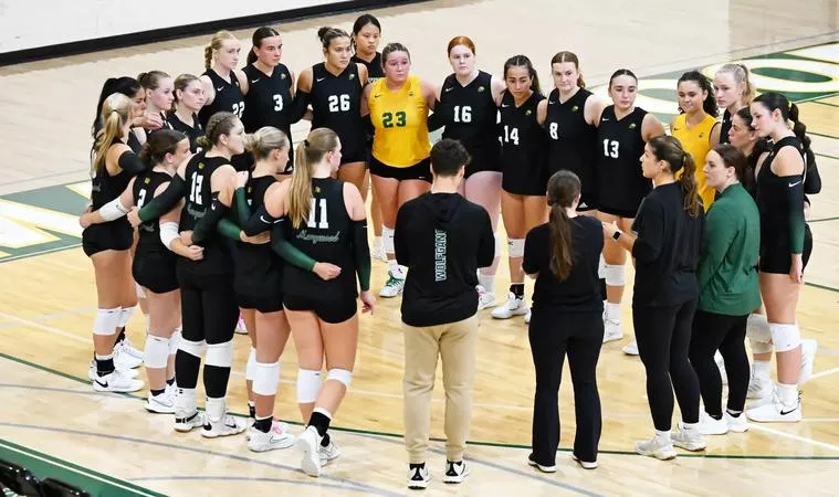 Women's Volleyball Ranked Fifth in Regional Rankings