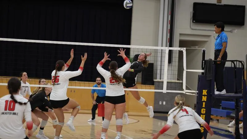 Volleyball Secures Sweep at Neumann