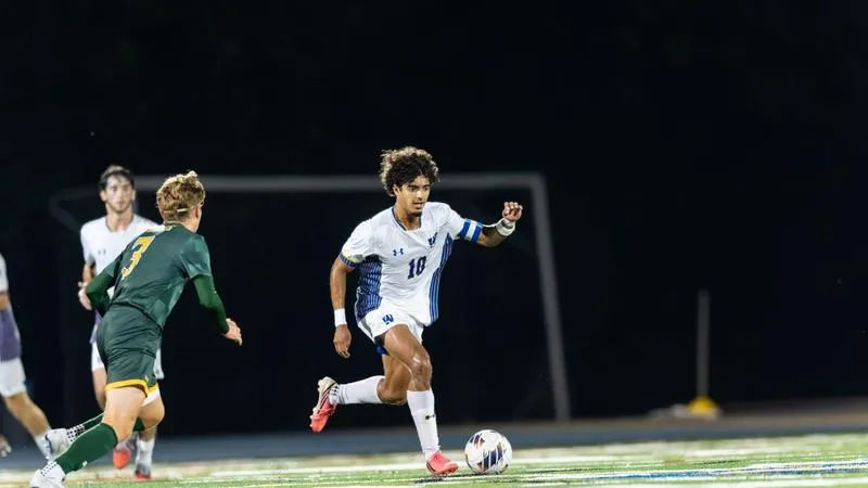 Men's Soccer Gets Back in the Win Column, Rolls Past Alvernia 6-2