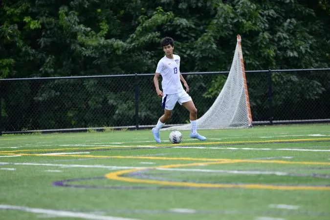 Men's Soccer Surrenders Late Goal to Gators in 1-0 loss