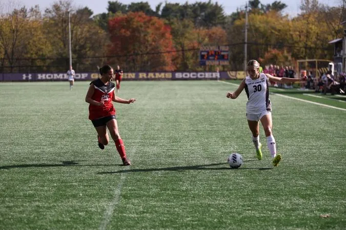 No. 17 Women's Soccer Rolls to 4-0 Victory over East Stroudsburg