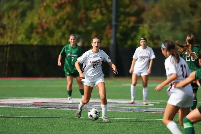 Late Goal Drops Women's Soccer at DeSales
