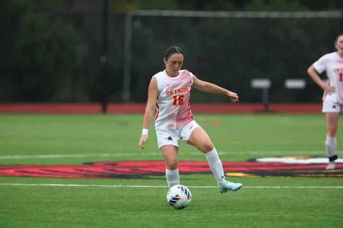 Griffins and Saints Battle In Defensive Showcase