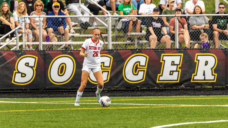 Women's Soccer Shutout at the Rock