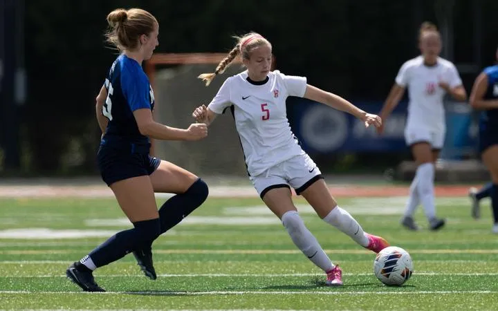Paige Miller's Brace Pushes Women's Soccer Past Cal