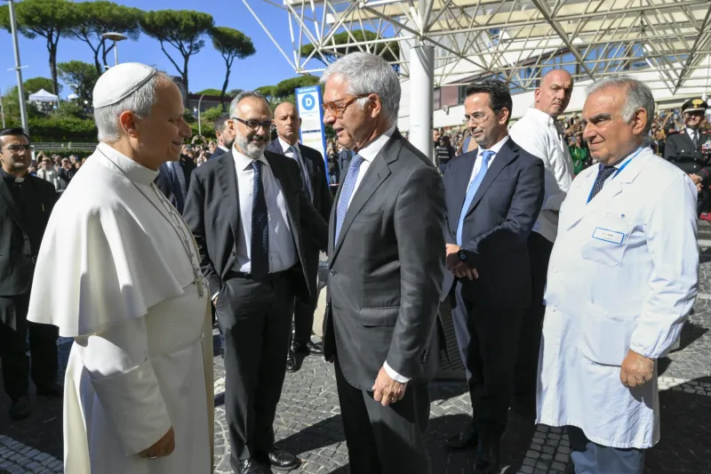 Pope Leo XIV starts respiratory physical therapy a day after lung cancer surgery