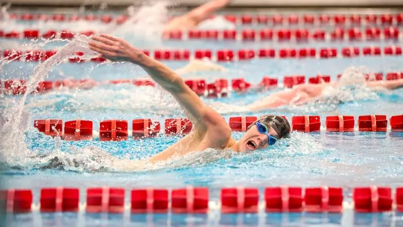 Men's swimming falls at Mount Union in season opener
