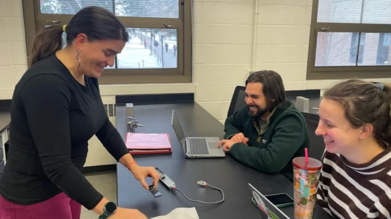 Genome detectives: Students sequence the genome of a harmful plant pathogen