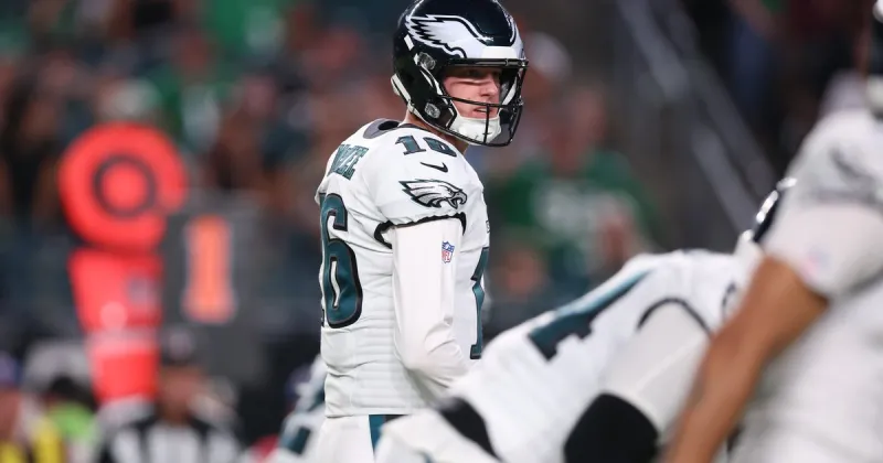 Eagles-Panthers: Staff picks, betting odds, and more for no easier Week 6 homecoming