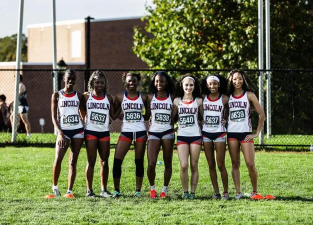 Women's Cross Country Win Championship Tune-Up