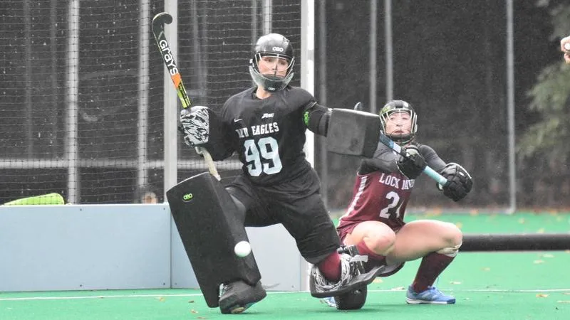 Van Luijk Stops 19 Shots in A-10 Loss at Saint Joseph's