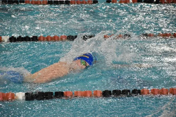 DeVries, DiPalma Lead Mountain Cat Swim Teams at IUP Sprint Frenzy
