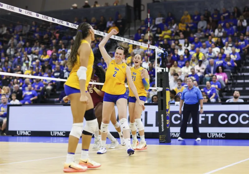 Pitt volleyball sweeps Florida State behind standout freshmen performances