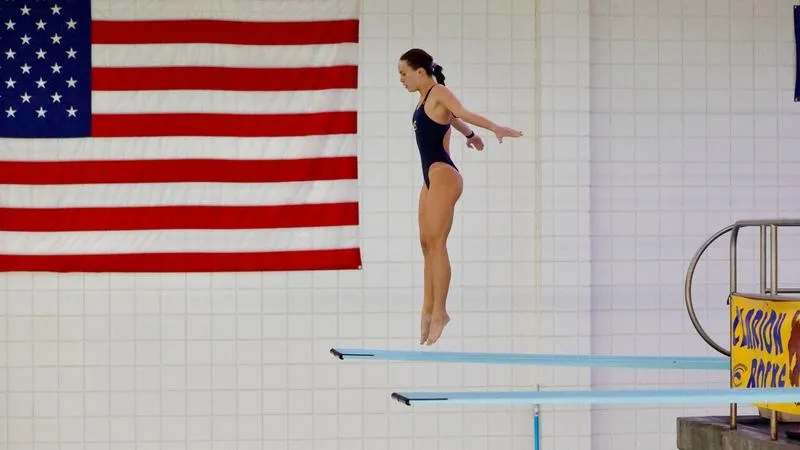 Six Women Divers Hit NCAA Marks at Don Leas Invite