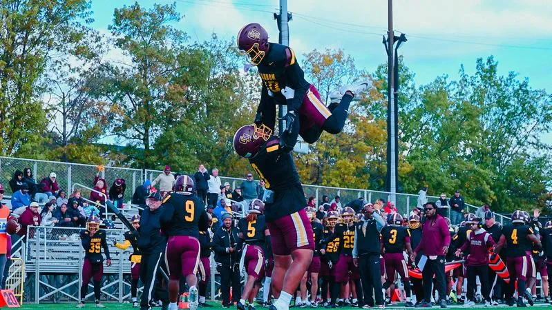 Thompson's Pick-Six Highlights Football's Narrow Loss to Seton Hill