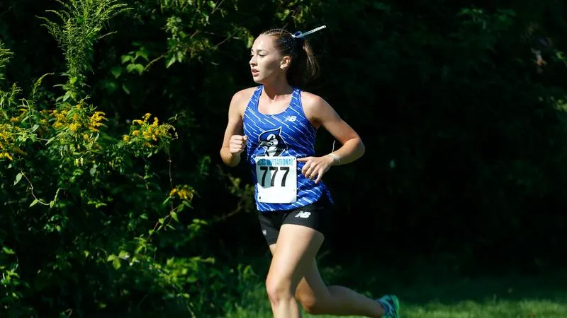 Kleinle paces women's cross country at Aubrey Shenk Invite